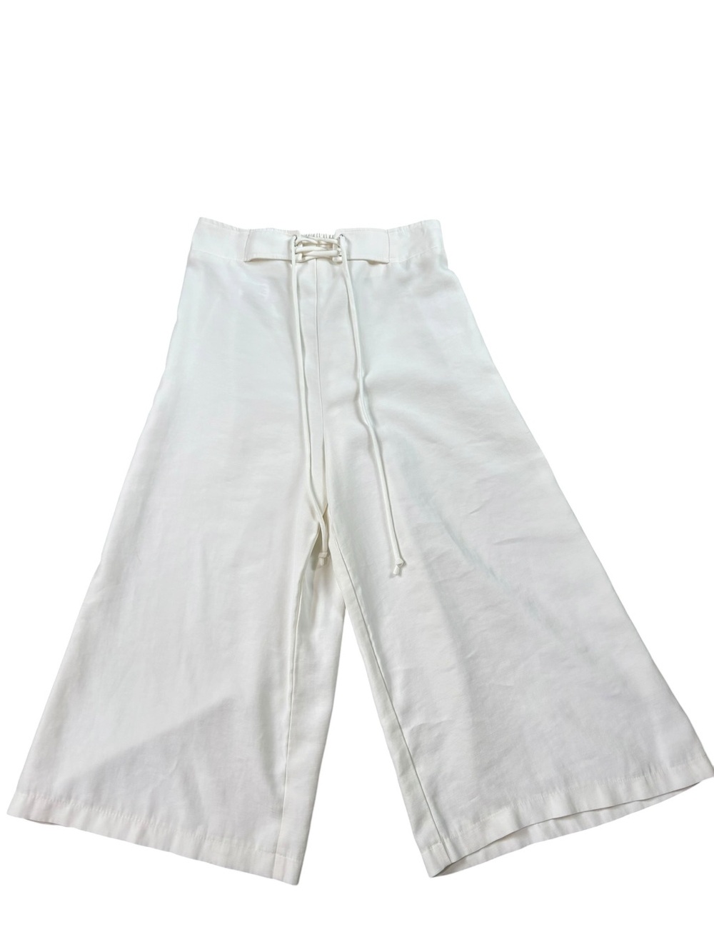 BCBGeneration Cream Capri Palazzo Pants.  Size XS